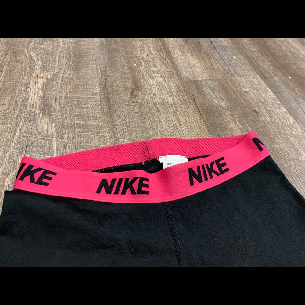 Nike leggings (mid length)